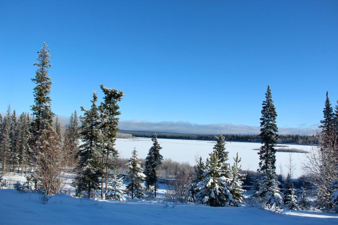 Red Cariboo Apartments Anahim Lake Экстерьер фото